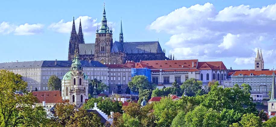 Full-day Prague in detail